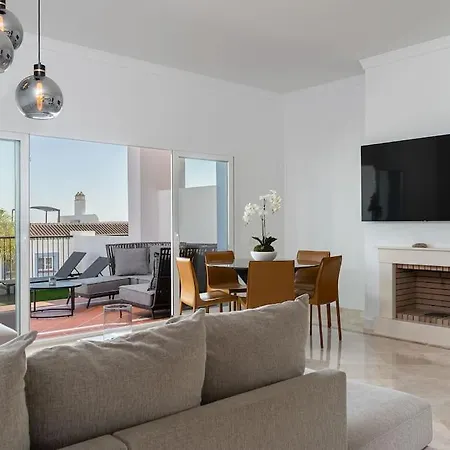 Apartment Paraiso Pueblo Stunning Apt Golf, Spa, 6 Pools 292 Estepona